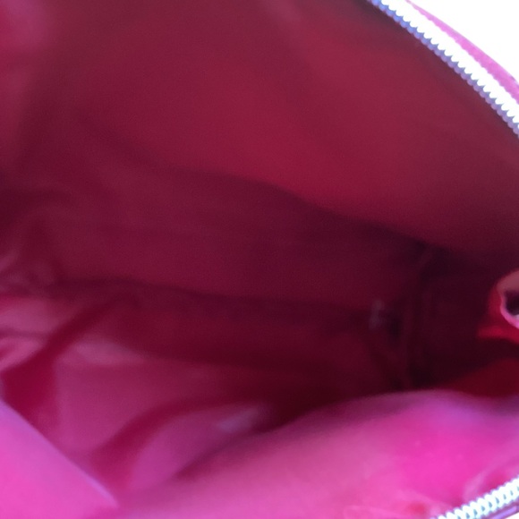 Neiman Marcus Tote and Makeup bag set in faux leather - Picture 10 of 11